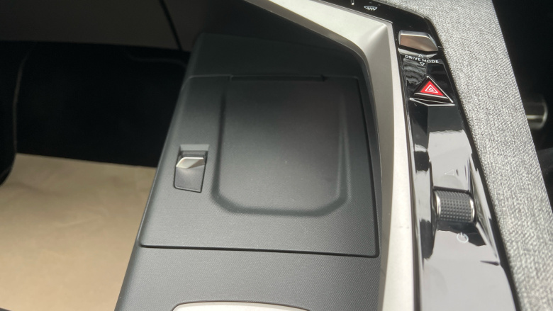 Peugeot 5008 1.2 Hybrid 136 GT 5dr e-DSC6 Petrol Estate